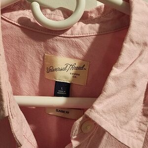 Universal Thread Light Pink Collared Button-Up Shirt